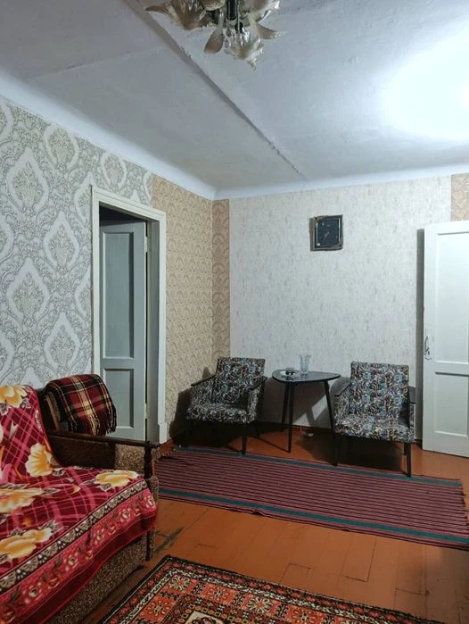 Продаж 2-к кв по вул Республіканській за 13499$