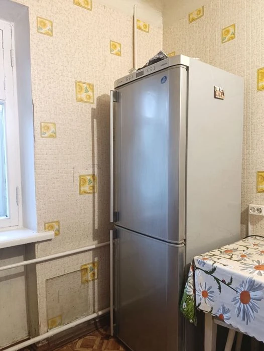 Продаж 2-к кв по вул Республіканській за 13499$
