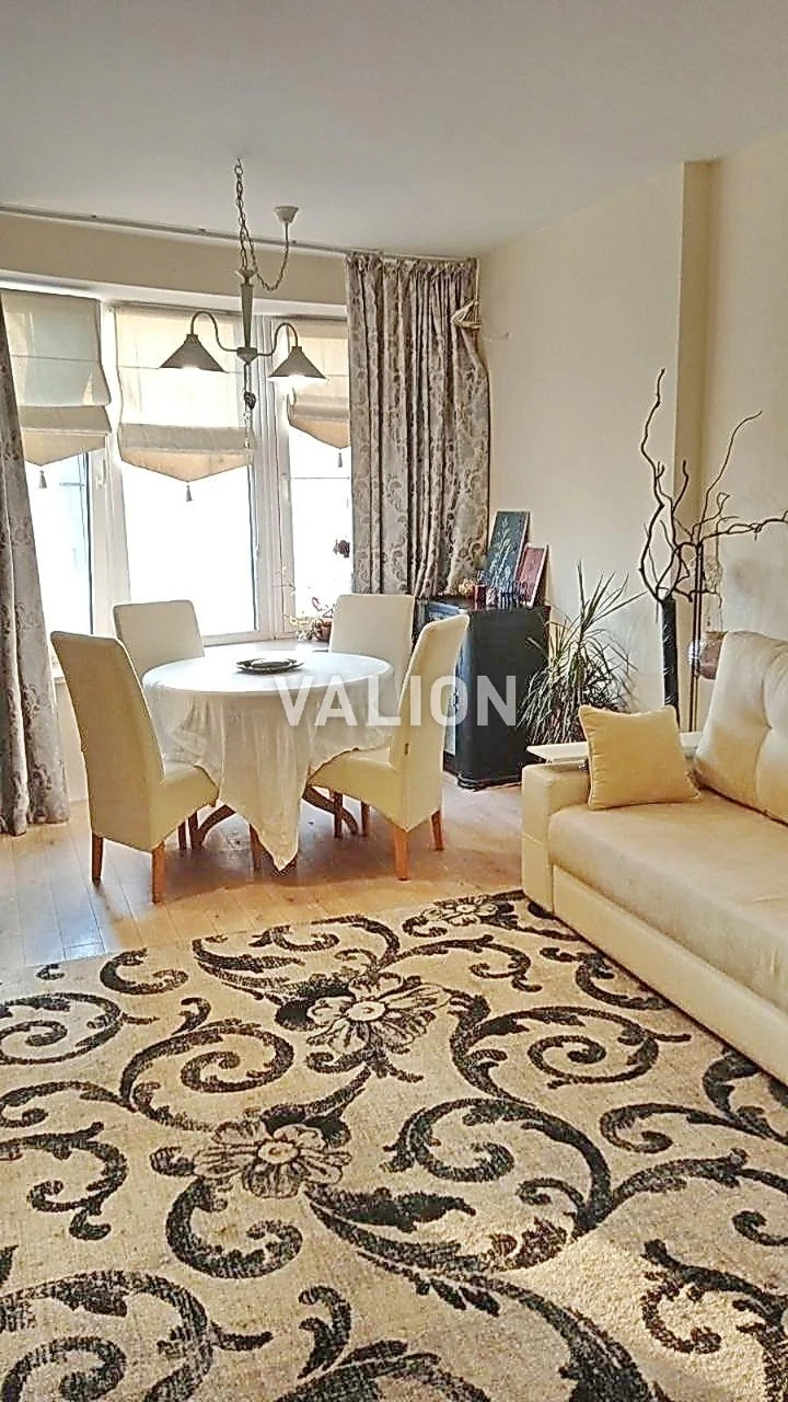 For sale 2-room apartment with renovation in the residential complex Pivdenna Brama, Dn St.