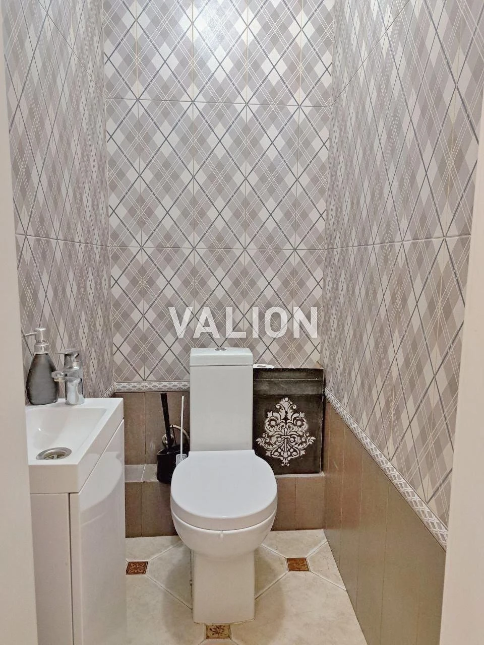 For sale 2-room apartment with renovation in the residential complex Pivdenna Brama, Dn St.