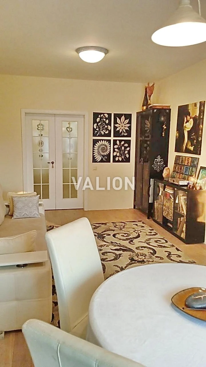 For sale 2-room apartment with renovation in the residential complex Pivdenna Brama, Dn St.