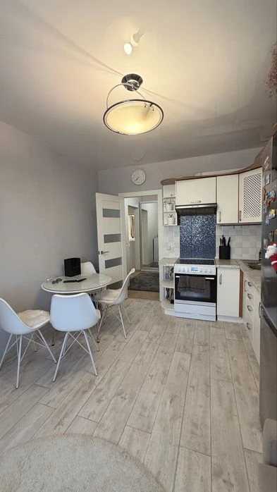 2-room apartment for sale 70 m²