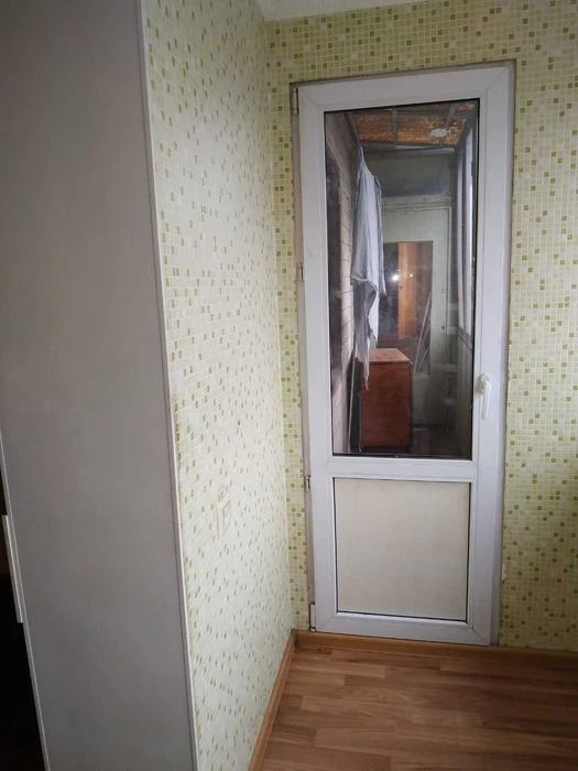 Two-room apartment on Lisovye. Chernihivska metro station. Kyiv, Bratislava