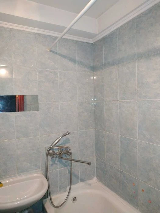 Two-room apartment on Lisovye. Chernihivska metro station. Kyiv, Bratislava