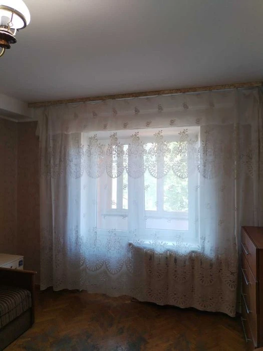 Two-room apartment on Lisovye. Chernihivska metro station. Kyiv, Bratislava