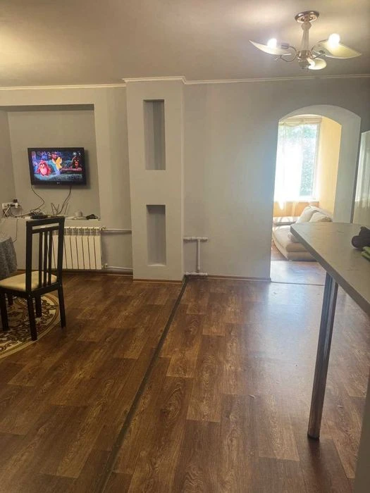 Продам 1-комнатную квартиру на Б, Славы, Сокол-2,
