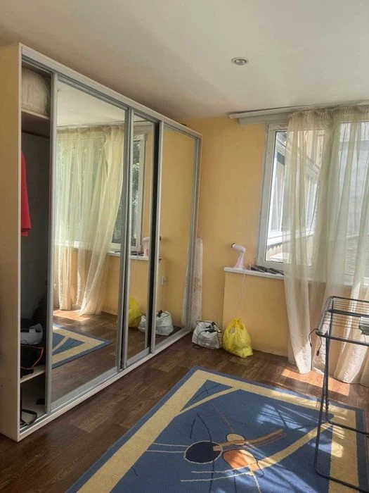 Продам 1-комнатную квартиру на Б, Славы, Сокол-2,