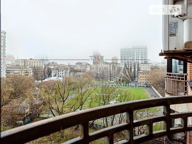 Sale of 4-room apartment 182 sq. m on Lesi Ukrainky Blvd. 7B • ID 3