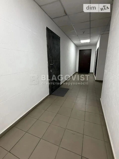 Продаж 2к квартири 64.3 кв. м на вул. Кирило-Мефодіївська 2