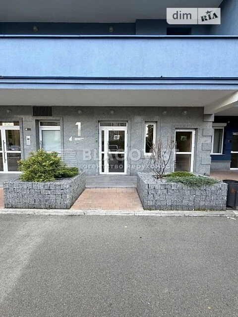 Продаж 2к квартири 64.3 кв. м на вул. Кирило-Мефодіївська 2