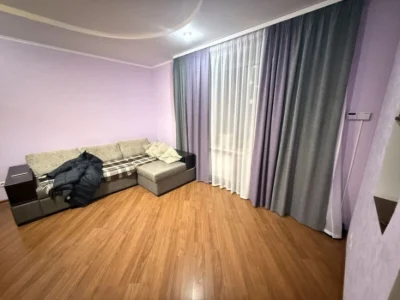 Продам 3к кваотиру з індивідуальним опаленням