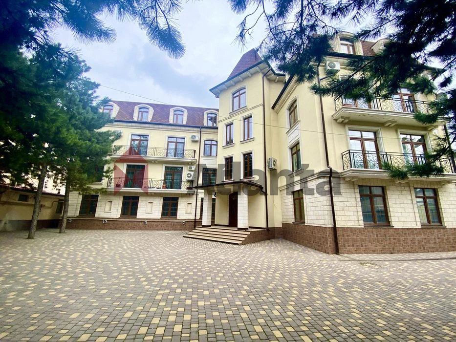 3-х комнатная квартира. Приморское. Фонтон