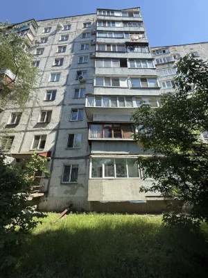 1 к. кв. в центрі можливо під бізнес
