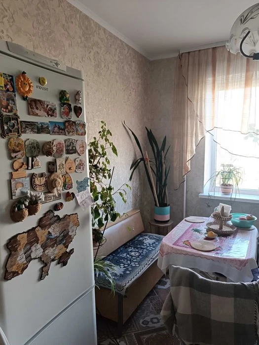 3-room apartment for sale in Khortytskyi district on Ruban Street