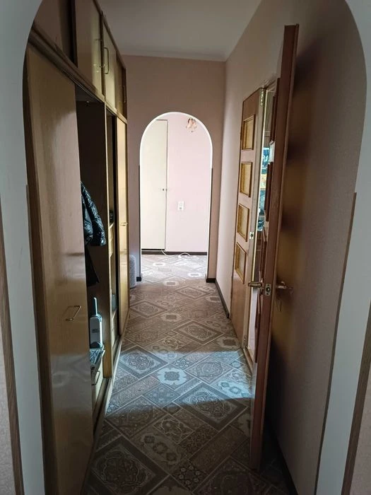 3-room apartment for sale in Khortytskyi district on Ruban Street