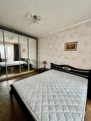 Продам 2к ул Калиновая 1