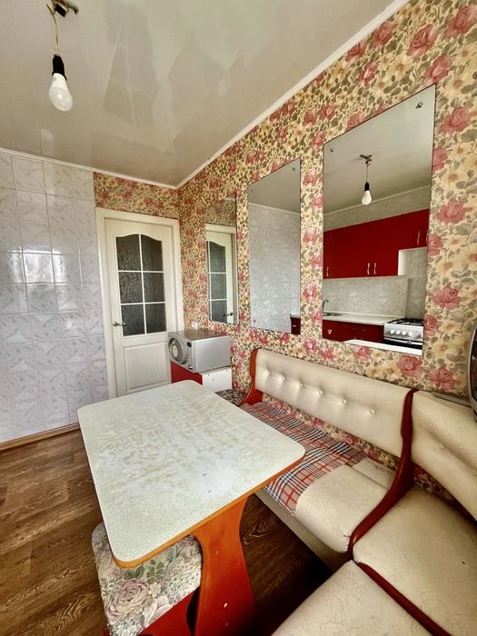 Продам 2к ул Калиновая 1