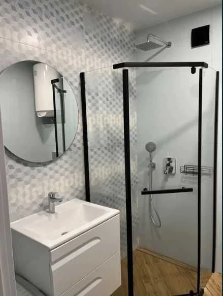 2-room apartment with renovation in the center.
