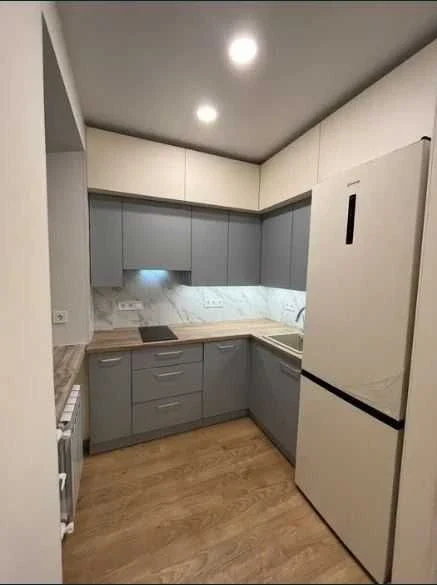 2-room apartment with renovation in the center.