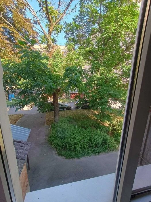 Продажа 1-комн. квартиры 33 кв. м. кирпич улица Киевская М
