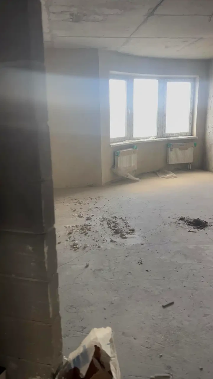Apartment for sale 2-room. 95.8 m² 10/26 floor.