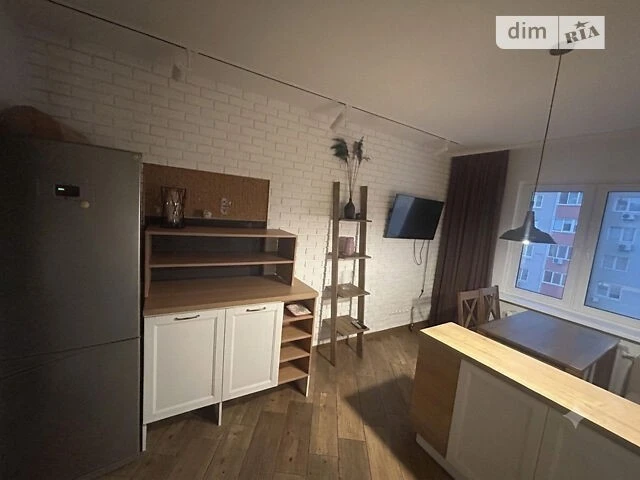 For sale 2-room apartment 73.1 sq. m. on Urlivska Street 30 • ID 3457