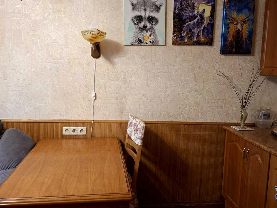 Квартира. Харків, Глобинська вул. (Маршала Батицького)
