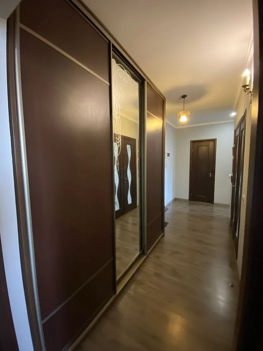 2 кімнатна квартира в новобудові 6 поверх 69м