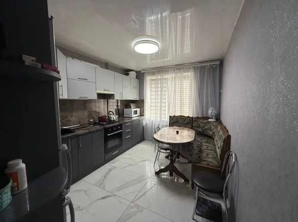 ПРОДАЖА БОЛЬШАЯ 3к квартира ПОБЕДА-4 4 этаж