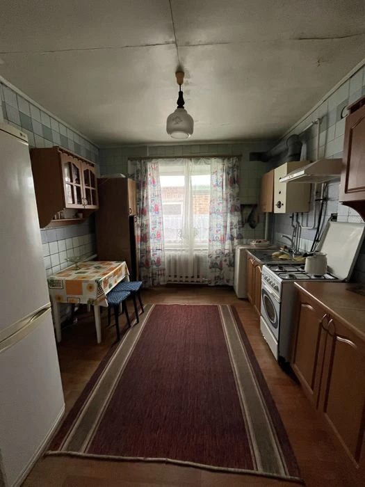 Продаємо будинок