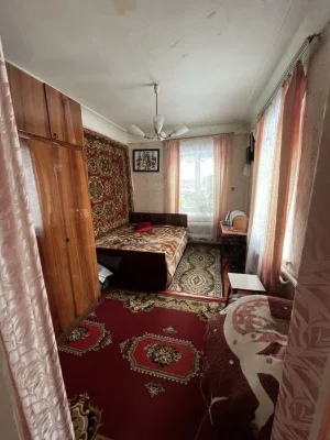 Продаємо будинок