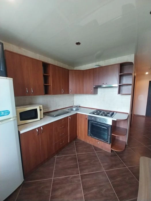 Продам 1к.кв.на Кедрина, Рабочая