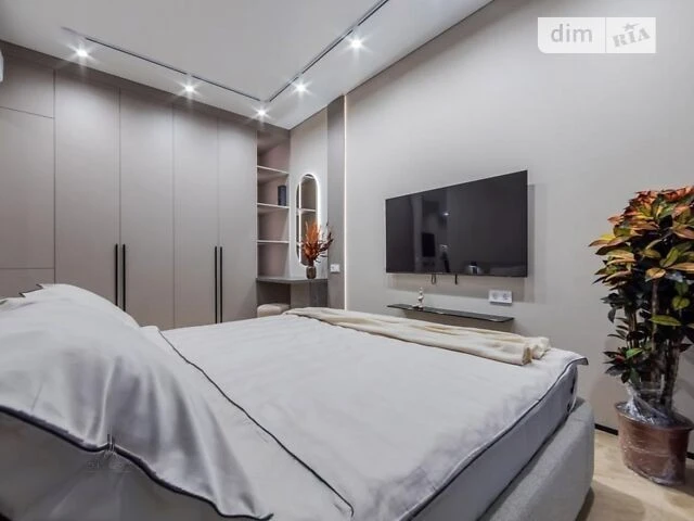 Продажа 1к квартиры 83.2 кв. м по ул. Андрея Верхосмотра 15Б