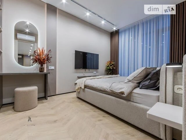 Продажа 1к квартиры 83.2 кв. м по ул. Андрея Верхосмотра 15Б