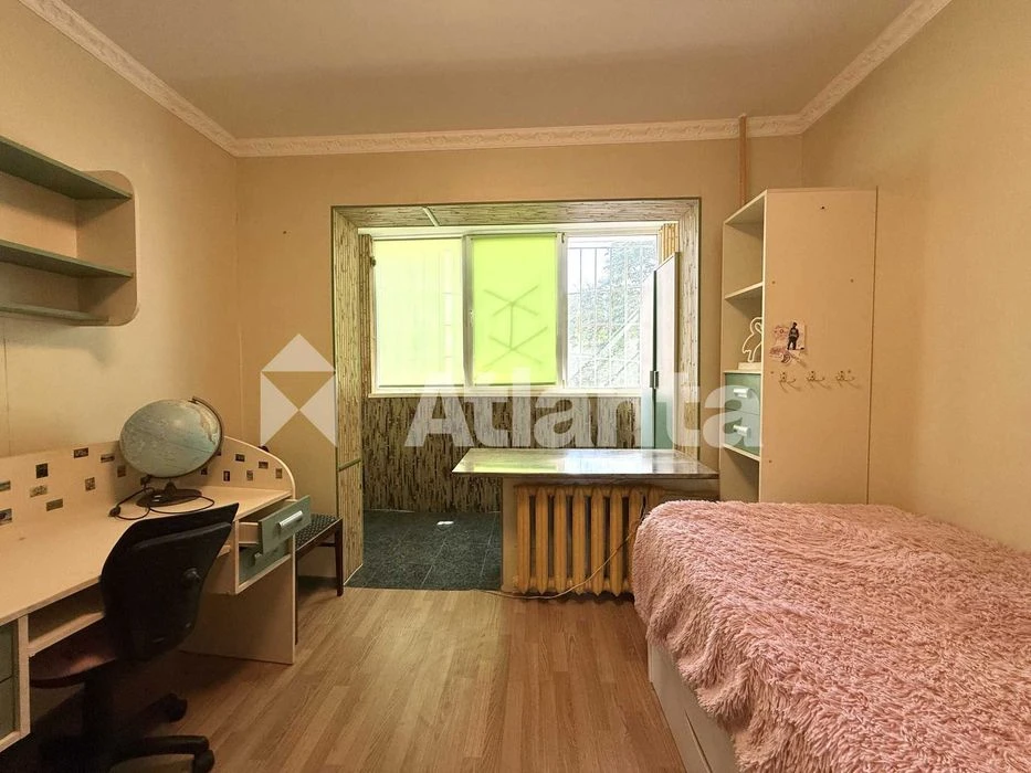 Продам 5-комнатную квартиру на Таирова, ул. Королева