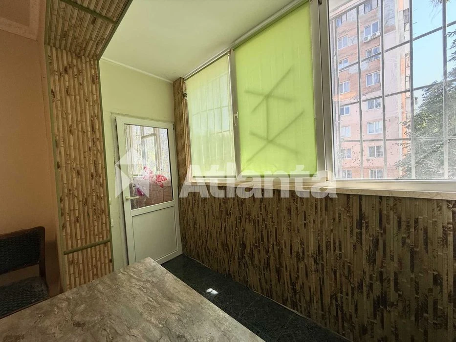 Продам 5-комнатную квартиру на Таирова, ул. Королева