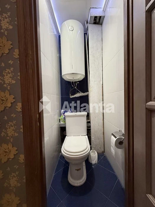 Продам 5-комнатную квартиру на Таирова, ул. Королева