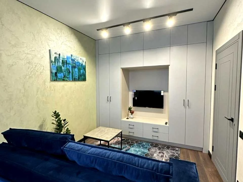Apartment. Odesa, Valeria Samofalova St. (Kamanina), 16a/