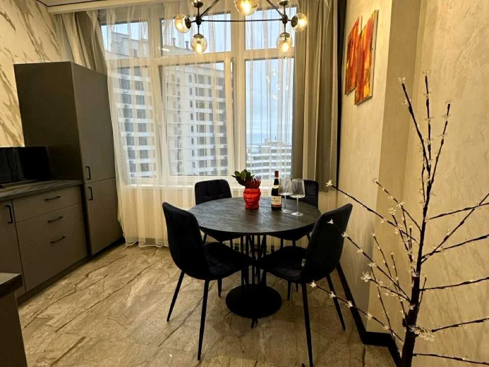 Apartment. Odesa, Valeria Samofalova St. (Kamanina), 16a/