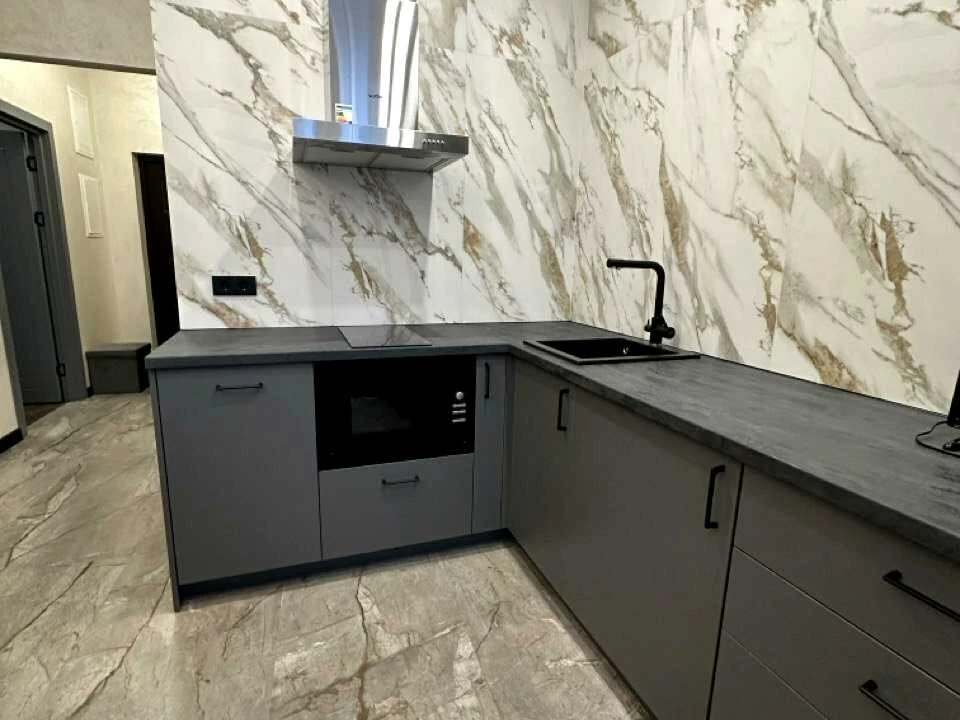Apartment. Odesa, Valeria Samofalova St. (Kamanina), 16a/