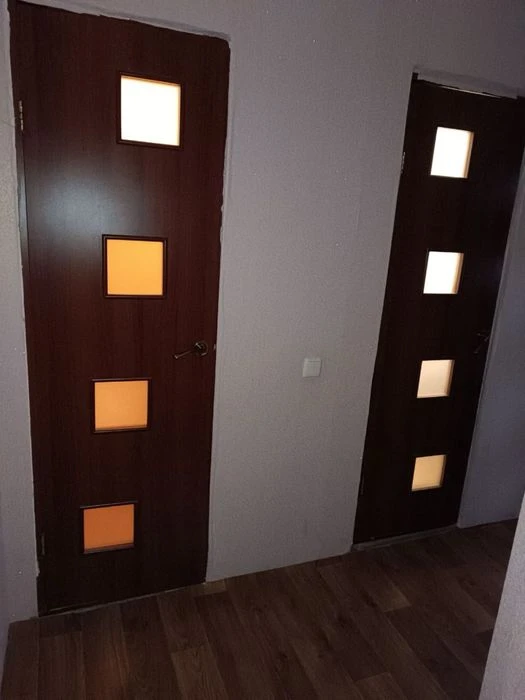 Продается 4 комнатная квартира.