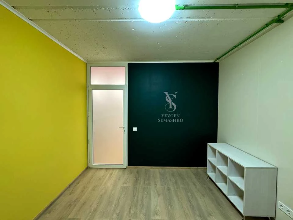 Apartment. Kyiv, Stetsenka St.