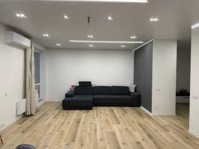 4-room apartment, 5 minutes from the metro, residential complex Cheryomushki, Alekseevka, house with generator