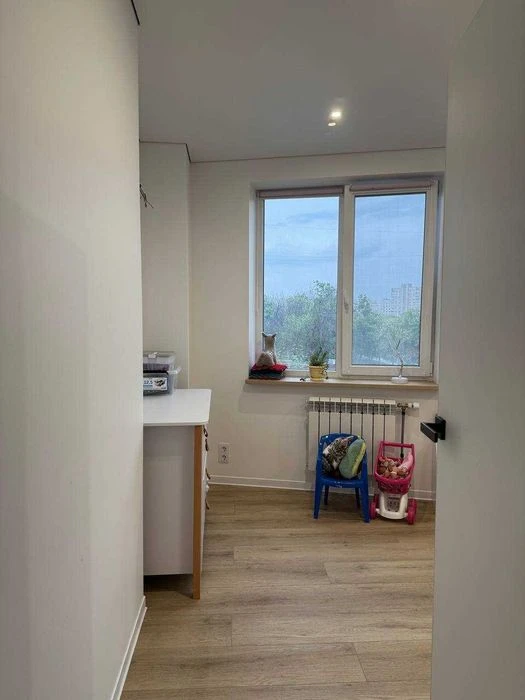 4-room apartment, 5 minutes from the metro, residential complex Cheryomushki, Alekseevka, house with generator