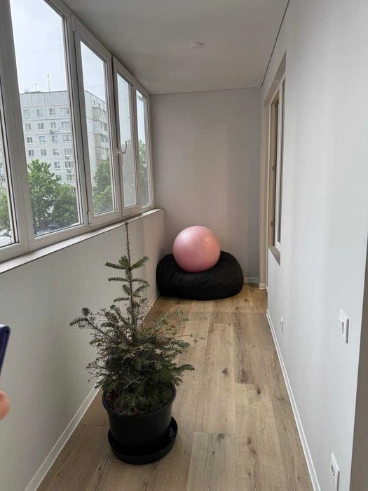 4-room apartment, 5 minutes from the metro, residential complex Cheryomushki, Alekseevka, house with generator