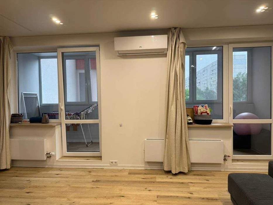4-room apartment, 5 minutes from the metro, residential complex Cheryomushki, Alekseevka, house with generator
