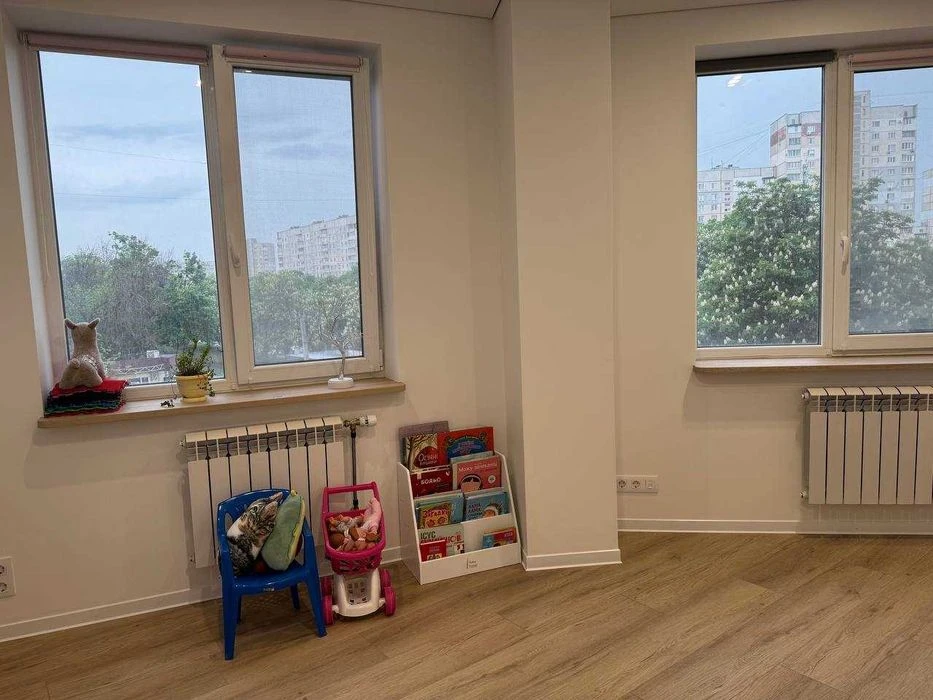 4-room apartment, 5 minutes from the metro, residential complex Cheryomushki, Alekseevka, house with generator