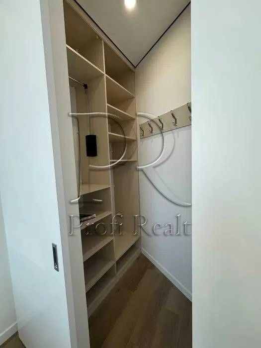 2-room apartment for sale at Beresteyskyi Avenue 11