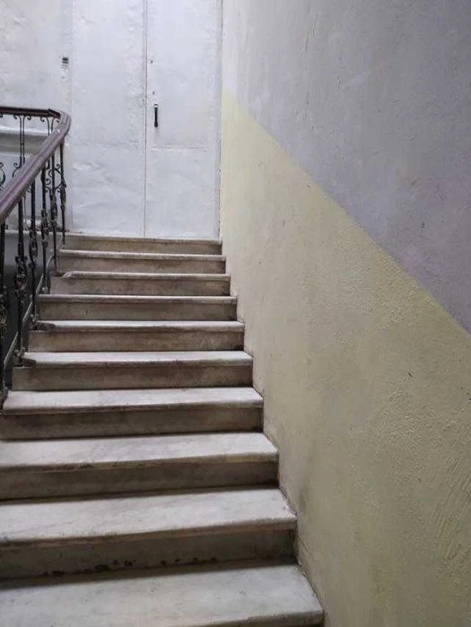 Продам квартиру в Центре на Канатной