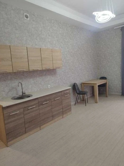 Продам квартиру в Центре на Канатной